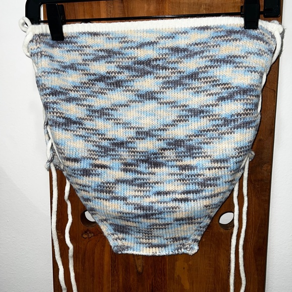 Pretty Little Thing Denim Space Dye Knit Lace Up Side Mini Skirt & Bandeau Top - Picture 13 of 16